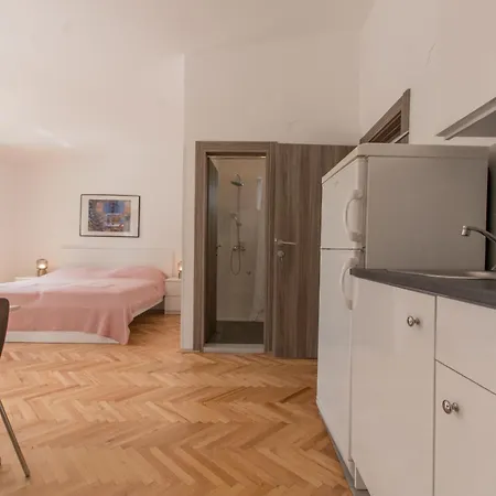 Casa Lili Ii Krvavica